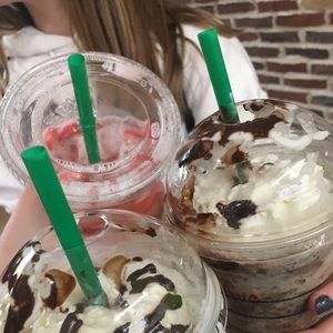 Meet your Posher, Mia